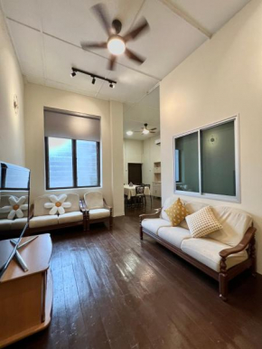 The Neighbour KKB - Rooms with shared bathroom - Whole unit has 4 rooms